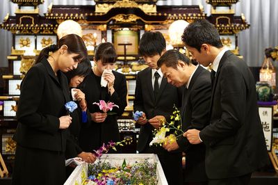 日本一葬儀にお金をかける富山県は見栄っ張り!? 「死後のお金」都道府県ランキング